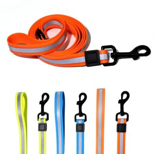 facf4438-8927-4ff4-b998-37167dbf593a.jpg Reflective Leash Set It Can Reflect Light Sources Effectively Enhancing The Safety Of Pets During Outdoor Outings